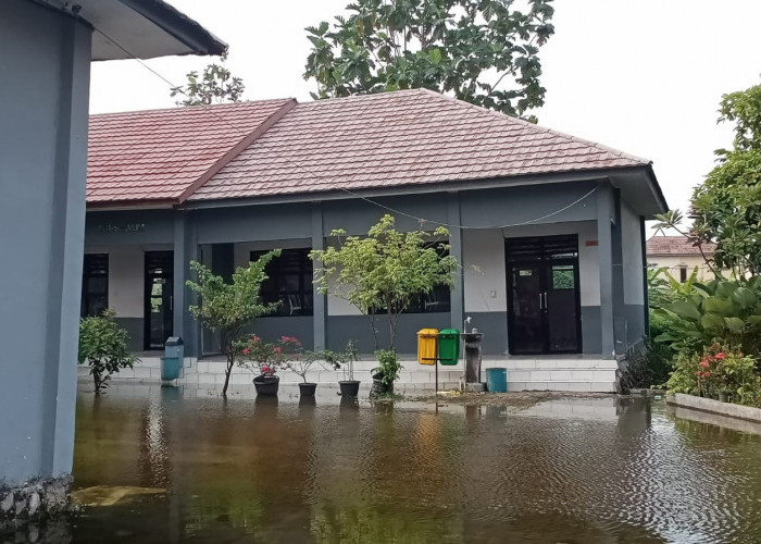 Orang Tua Siswa SMA 15 Minta Sekolah Direlokasi
