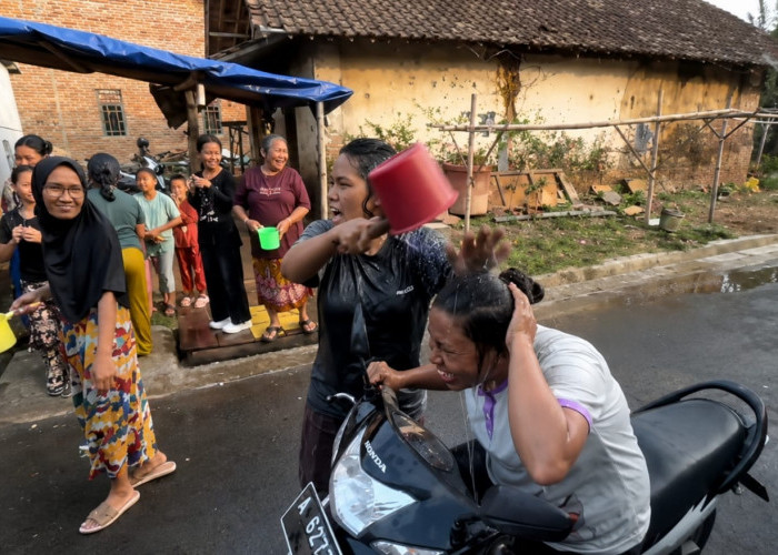 Melihat Tradisi Rabu Terakhir Bulan Shafar di Kota Serang, Air Bunga, Doa, dan Warisan Leluhur di Rebo Wekasan