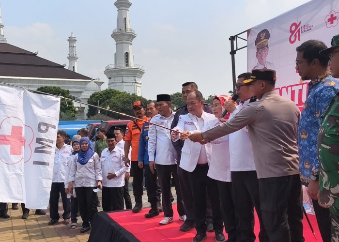 PMI Distribusikan Air Bersih 500 Ribu Liter