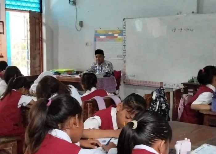 SDN Lemo III Tingkatkan KBM Lewat Kelompok Belajar 