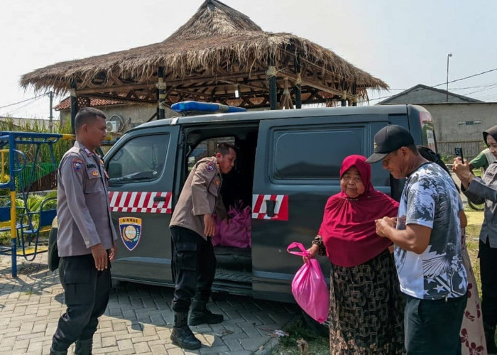 Polsek Teluknaga Salurkan Bansos Jaga Jakarta