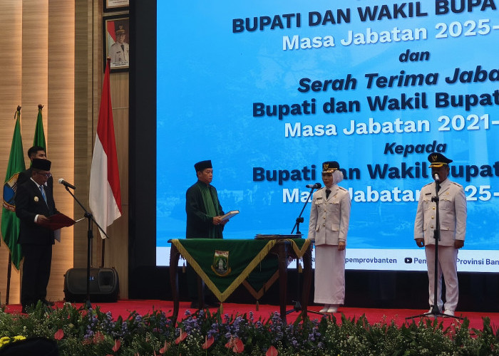 Ratu Zakiyah dan Najib Hamas Resmi Dilantik Jadi Bupati dan Wakil Bupati Serang