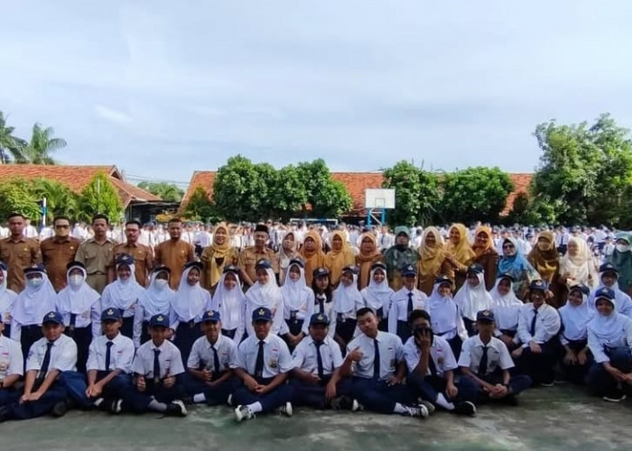 SMPN 1 Sepatan Larang Siswa Berlebihan dalam Penampilan 