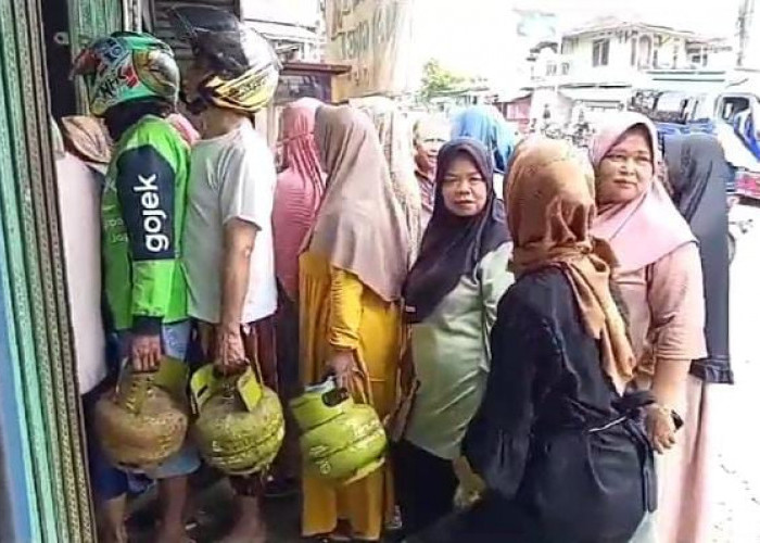 Gas LPG 3 KG di Pengecer Masih Langka