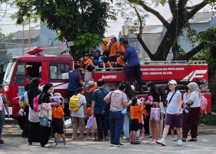Damkar Tangsel Jadi Sarana Edukasi bagi Anak-anak