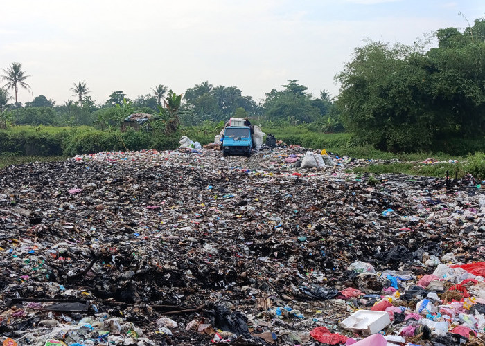 TPS Ilegal di Solear Kembali Beroperasi, Butuh Pengawasan Ketat DLHK