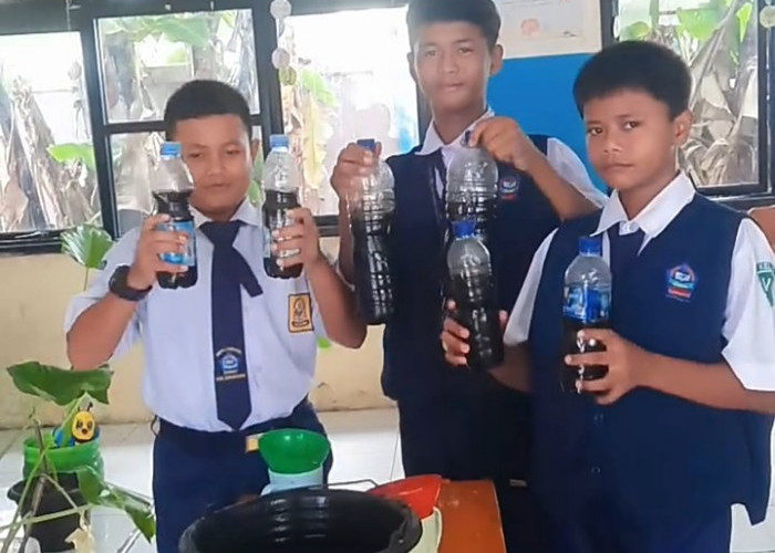 Siswa SMPN 1 Sukadiri Panen Eco Enzyme, Berguna untuk Pupuk Organik dan Pembersih Lingkungan