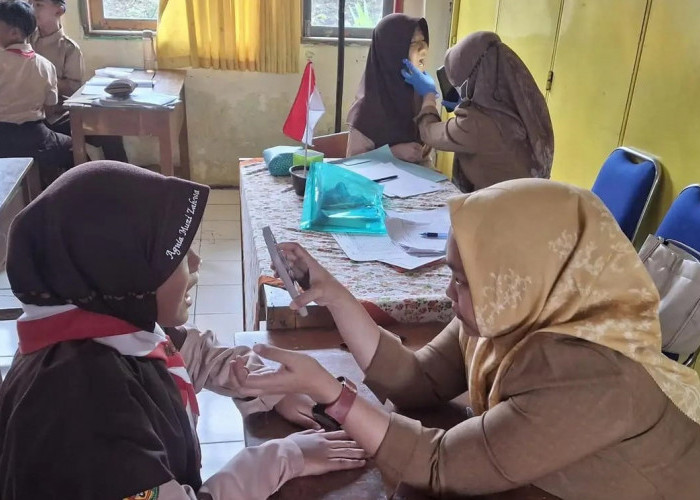 SDN Sarimukti II: Pemeriksaan Kesehatan Untuk Cegah Stunting 