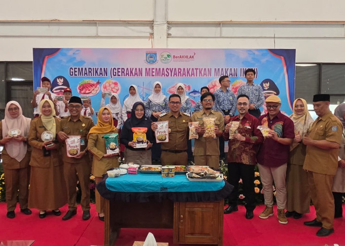 Cegah Stunting, Ajak Anak Gemar Makan Ikan