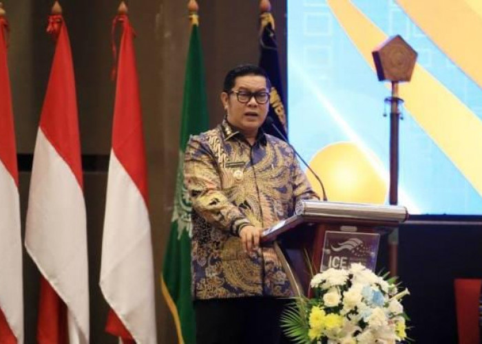 Maryono Minta Lulusan UMT Mampu Pecahkan Problem Masyarakat