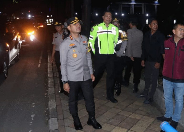 Kapolres Metro Tangerang Pimpin Operasi di Titik Rawan