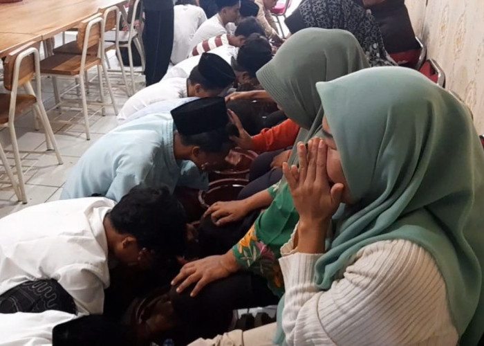 Tangis Haru Pecah saat Proses Pemulangan Terduga Pelaku yang Hendak Tawuran ke Orang Tuanya