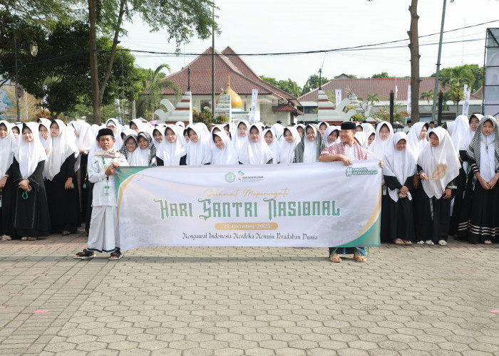 Budi Ajak Santri Jaga Akhlak