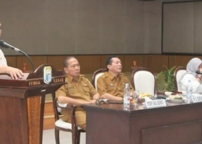 Wabup Amir Soroti Infrastruktur hingga Huntara