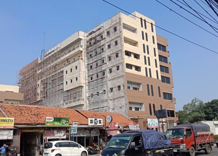 Sudah Disegel, Proyek Tetap Jalan, Dewan Akan Panggil Pemilik Bangunan 7 Lantai di Cipondoh