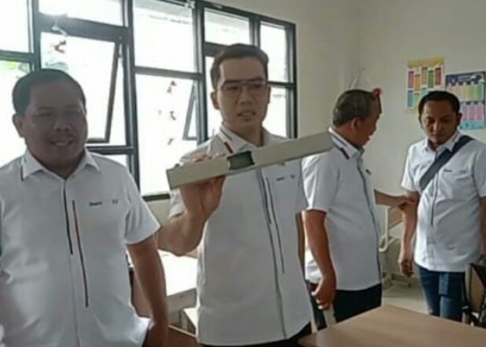 Baru 6 Bulan Beli, Mebeler SMPN 34 Kota Tangerang Sudah Hancur