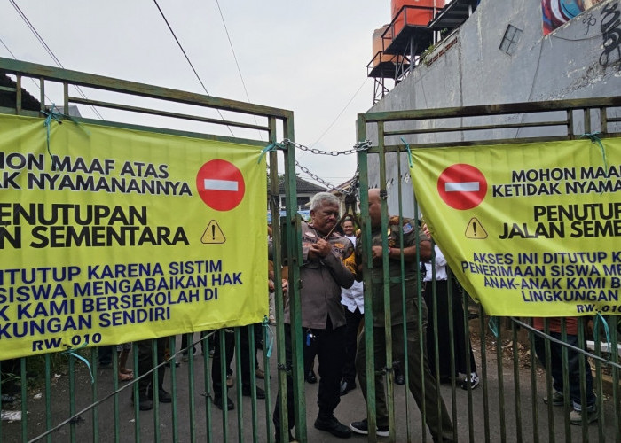 Blokir Dua SMAN Dibuka, Warga Sekitar Merasa Tidak Diprioritaskan