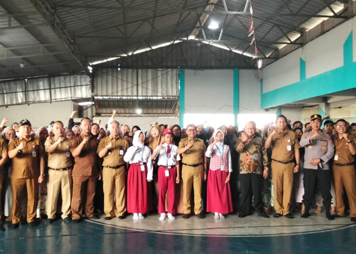 Sekolah Swasta Gratis Solusi Daya Tampung Siswa