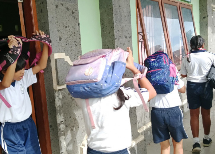 SDN Tigaraksa II Edukasi Siswa Siap Hadapi Bencana