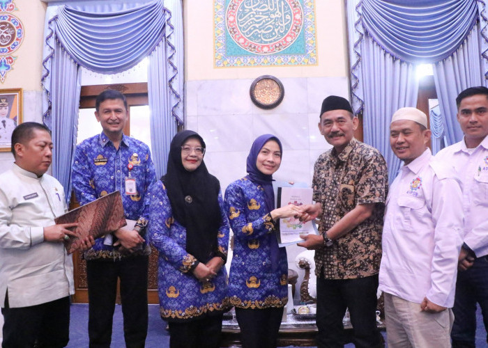 Charly Bakal Hadiri May Day, Zakiyah Pesan Jaga Kondusivitas Investasi