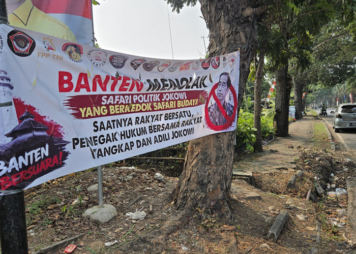 Spanduk Penolakan Safari Jokowi Marak di Tangerang