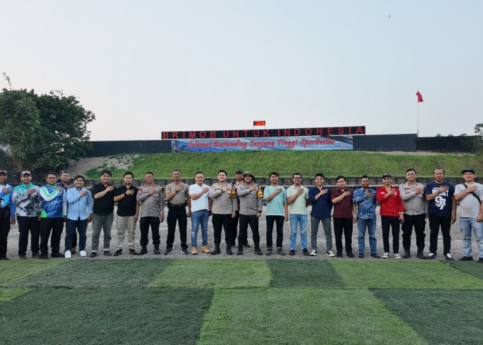 Kapolres Tangsel Ajak OKM Latihan Menembak