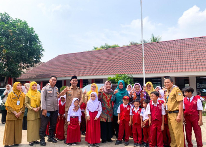 Kunjungi Sekolah Lansia Desa Caringin, Wabup Intan: Harus Produktif dan Bahagia