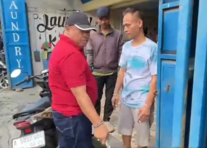 Buang Limbah ke Jalan, Camat Tegur Pemilik Laundry