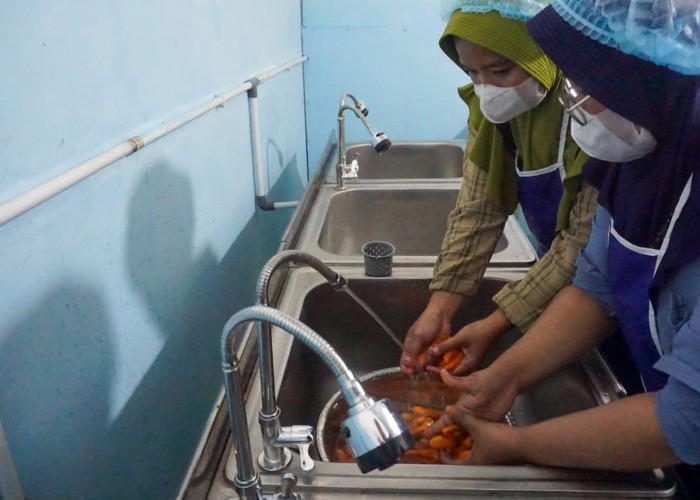 Masak MBG Selesai Sebelum Subuh