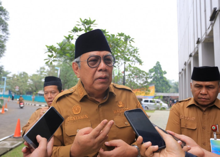Benyamin Minta Gubernur Membuat TPA Sampah Regional, Bogor Hanya Mau Menampung 10 Ton