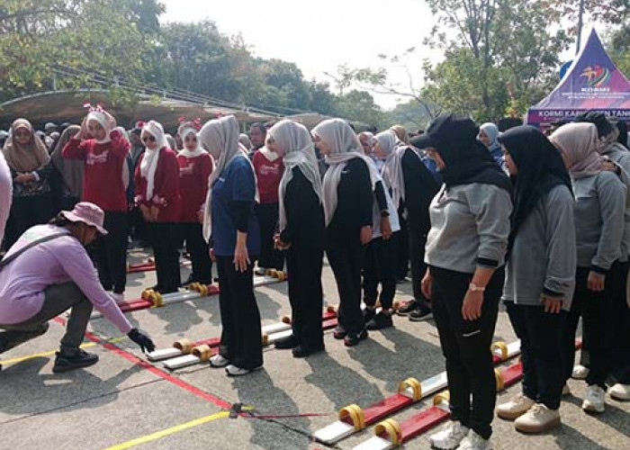 Olahraga Tradisional Meriahkan Peringatan 17 Agustus, Wabup Intan Dorong Pelestarian Budaya