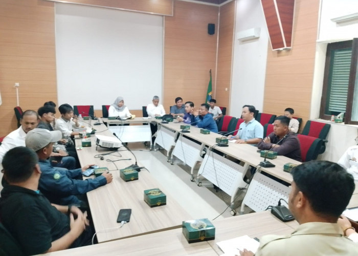 DPRD Kabupaten Lebak Soroti Kabel Utilitas Semrawut