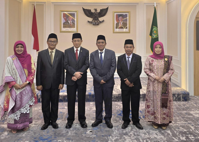 Mohamad Ishom Jadi Rektor UIN SMH Banten