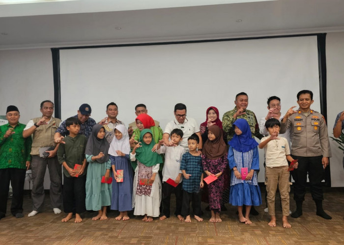 Paguyuban Taman Tekno Gelar Bakti Sosial