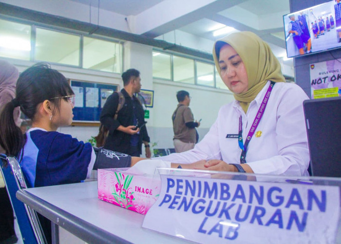 188 Siswa SMP Penabur Ikuti Tes Kesehatan Program CKG dari Kemenkes