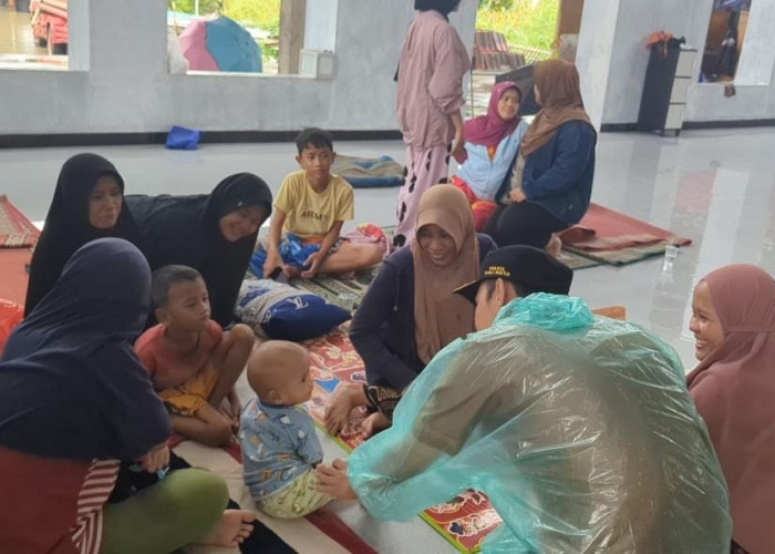 Puluhan Warga Kota Serang Masih Ngungsi