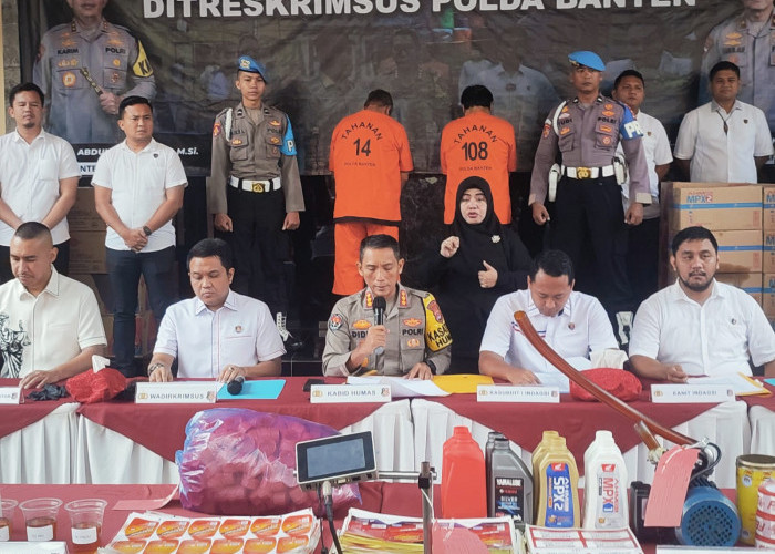 Polda Banten Bongkar Gudang Produksi Oli Palsu di Tangerang 