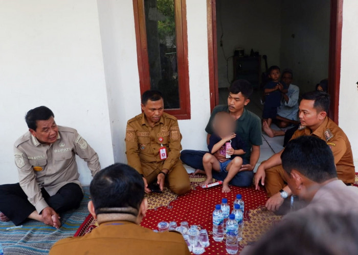 Kunjungi Anak SM Penderita Retinoblastoma Pasca Operasi, Bupati Maesyal: Pendidikan Jadi Perhatian