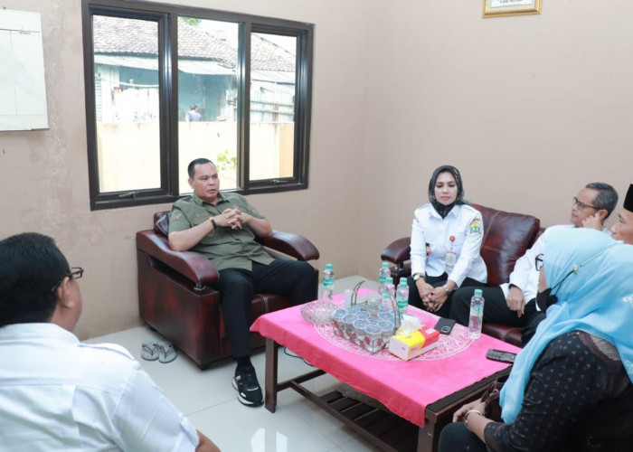 Soroti Fasilitas Kantor, Budi Sidak Kelurahan Kagungan