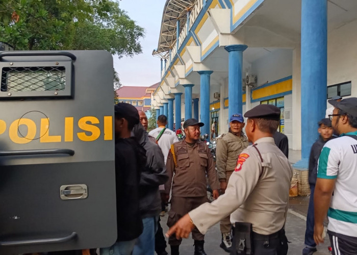 Insiden Keributan Persikota Tangerang vs PSKC Cimahi, 75 Suporter Dievakuasi Polisi