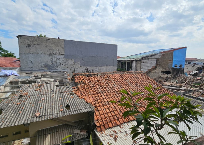 Pemkot Tangsel Janji Bangun Rumah Korban Ledakan 