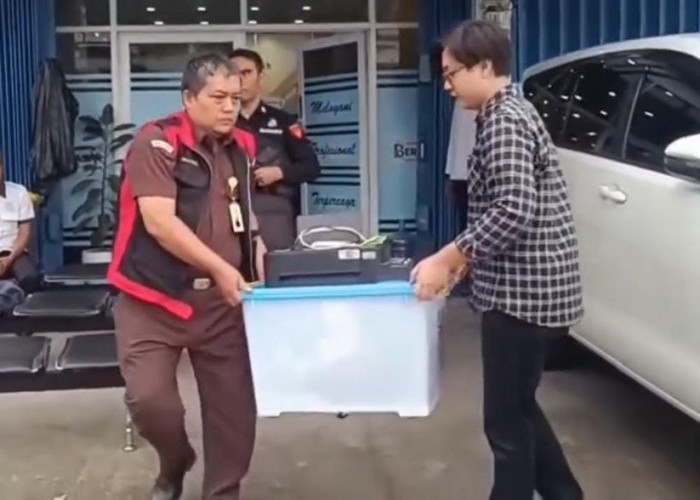 Kejari Serang Geledah Kantor Pertanahan, Sita Rp220 Juta Dugaan Gratifikasi