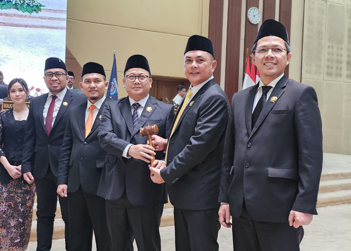 Abdul Rasyid Kembali Pimpin DPRD Tangsel Periode 2024-2029