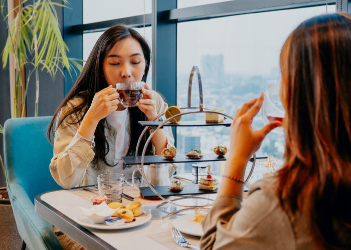 Nikmati Pengalaman Afternoon Tea Eksklusif di Level 19, HARRIS Hotel & Convention Serpong