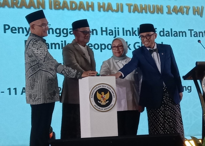 Konflik Timur Tengah, Menhaj Pastikan Tidak Ada Kenaikan Biaya Haji 