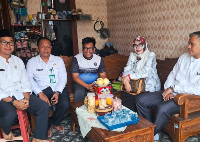 Kerap Hadir di Tengah Warga, Sikap Humanis Lurah Sukatani Umiyati dalam Memimpin