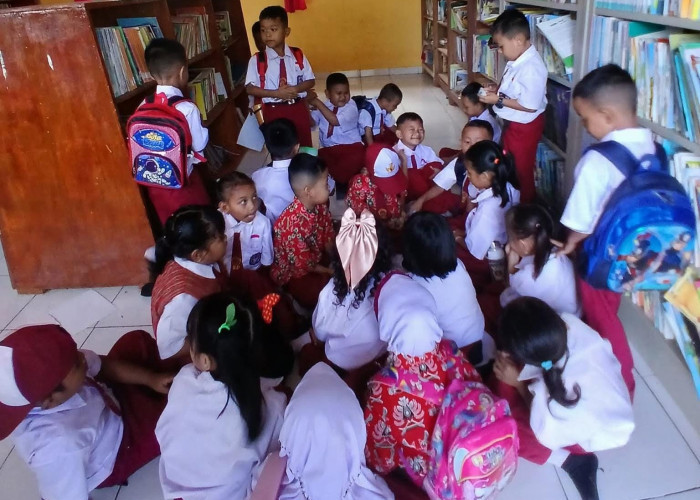 SDN Gelamjaya I Siswa Wajib Ikut Literasi Membaca dan Menulis