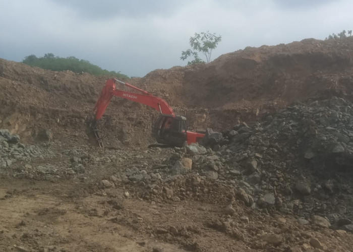 Tambang Batu Ilegal di Guradog Rusak Lingkungan