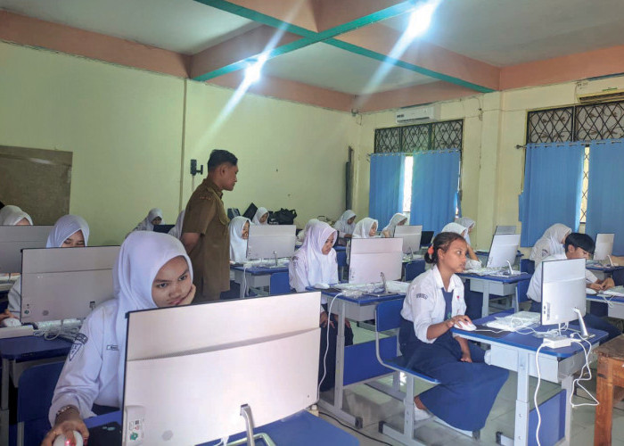 Pelaksanaan TKA di SMPN 3 Balaraja Berjalan Lancar, Siapkan Tim Teknis Cegah Gangguan Jaringan
