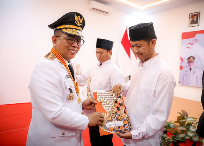 Gubernur Serahkan Remisi Ribuan Warga Binaan 